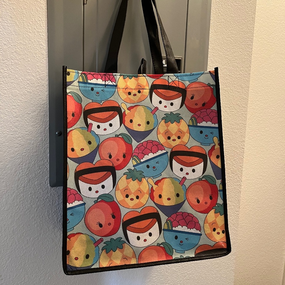 Reusable bag with cute Hawaii Hawaiian design